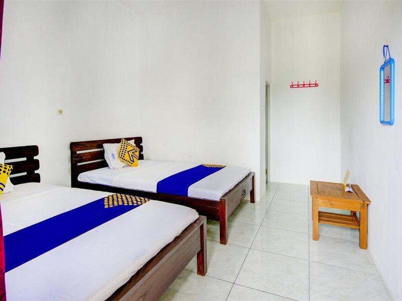 SPOT ON 90040 Pondok Manggir Pangandaran Bagian luar foto